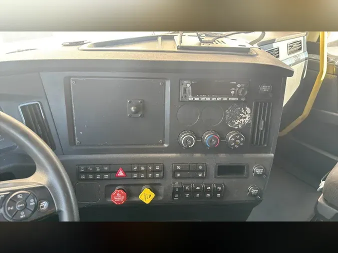 2023 Freightliner Cascadia 1266b843563e7b63953c9e95cc3f4866fb0