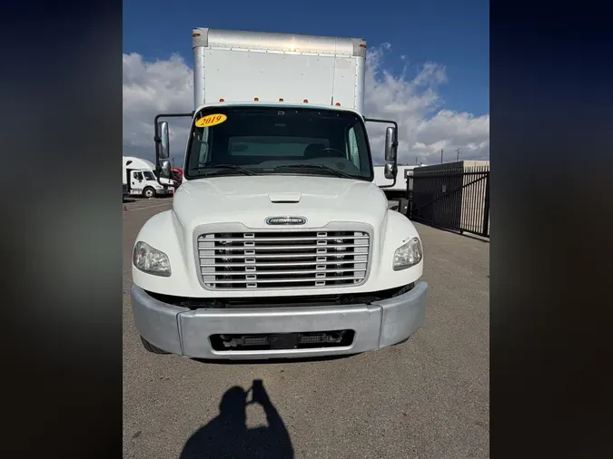 2019 FREIGHTLINER/MERCEDES M2 106
