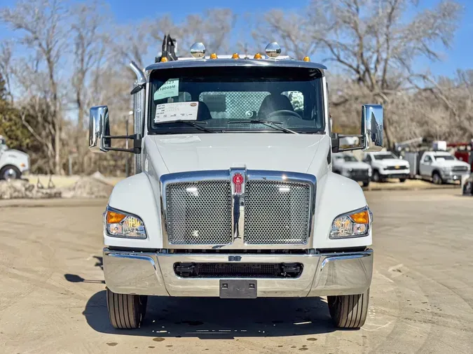 2025 KENWORTH T380