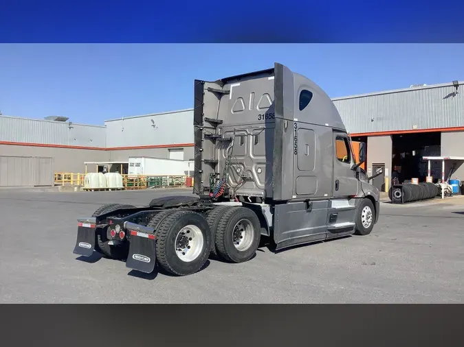 2024 Freightliner Cascadia 1266b8a528f2f47b01a35a6e7ad336f17f1