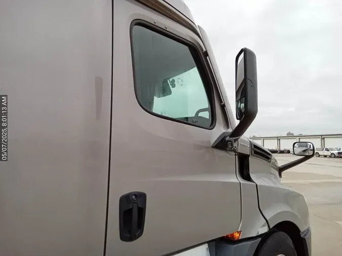 2021 Freightliner Cascadia