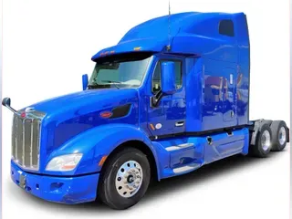 2022 Peterbilt 579