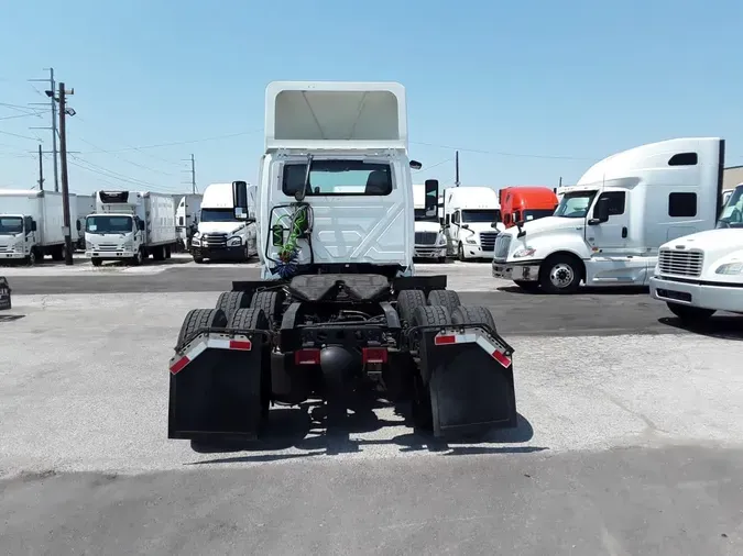 2019 NAVISTAR INTERNATIONAL LT625 DAYCAB T/A