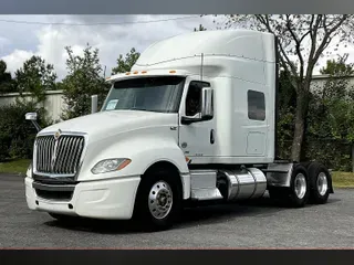 2022 INT LT625 6x4