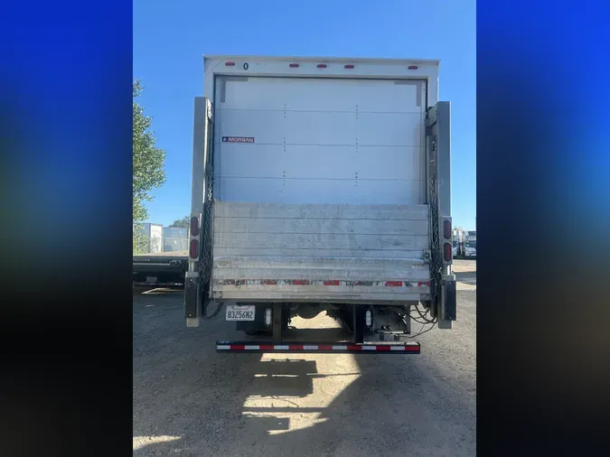 2019 FREIGHTLINER/MERCEDES M2 106