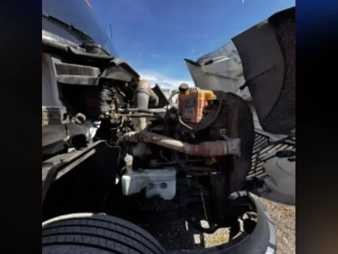 2019 NAVISTAR INTERNATIONAL RH613 DAYCAB S/A