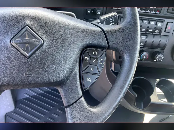 2025 INT LT625 6X4