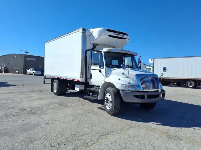 2019 NAVISTAR INTERNATIONAL 4300