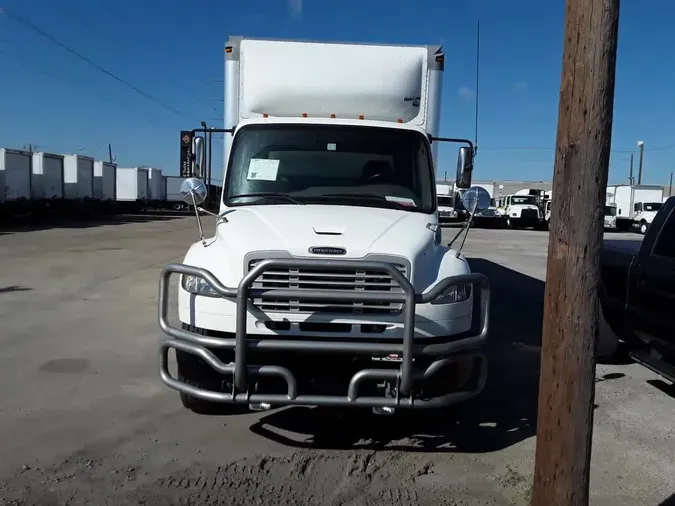 2018 FREIGHTLINER M2 106