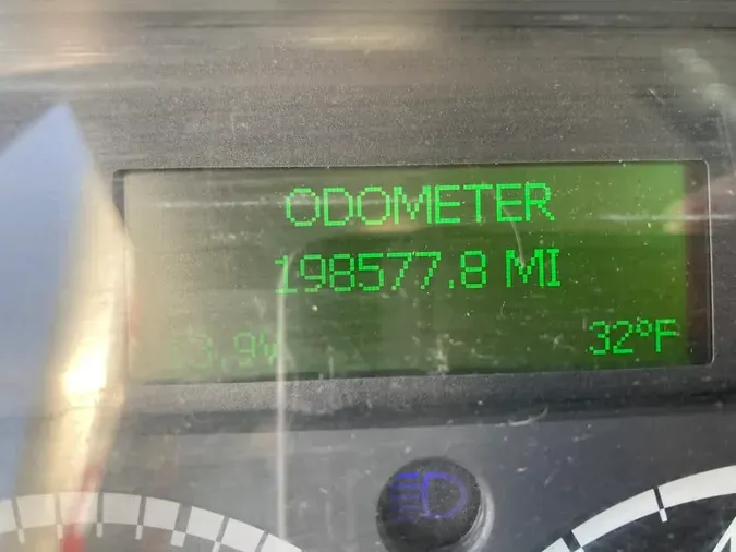 2017 FREIGHTLINER/MERCEDES M2 106