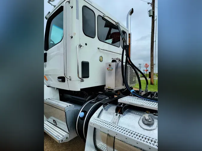 2020 Peterbilt 5676b9ff16fa24ef968f5b17ea50f23e9dd