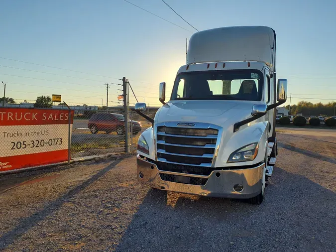 2019 FREIGHTLINER/MERCEDES NEW CASCADIA 126