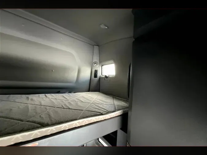 2021 INT LT625 6x4