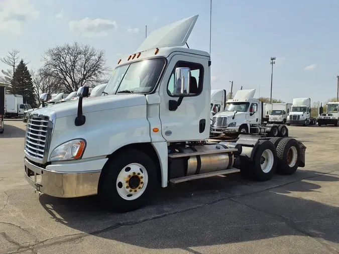 2019 FREIGHTLINER/MERCEDES CASCADIA 1256ba529ffd015114d191950d7072d8cef