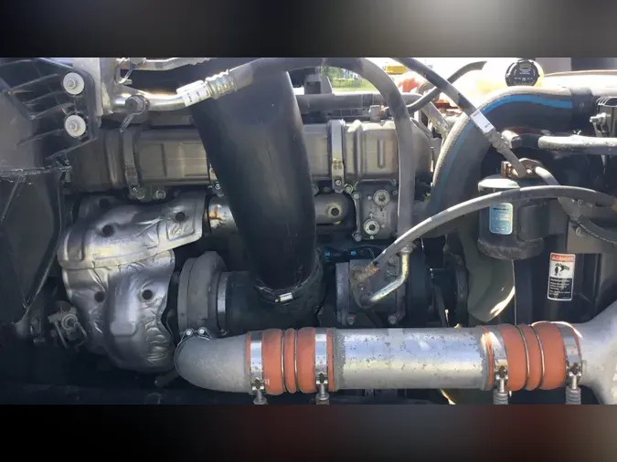 2021 Freightliner Cascadia 126