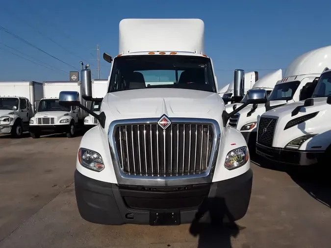 2020 NAVISTAR INTERNATIONAL LT625 DAYCAB T/A
