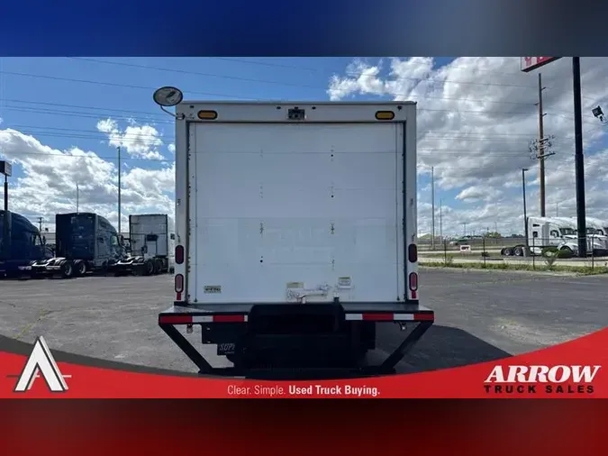2019 HINO 195