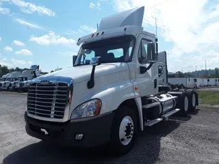 2016 Freightliner CASCADIA 125