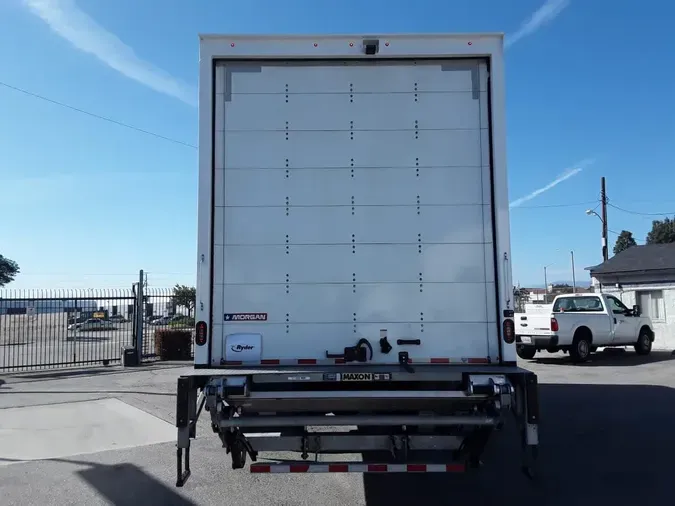 2022 FREIGHTLINER/MERCEDES M2 106