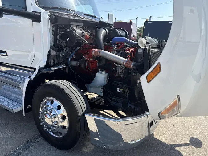 2023 Peterbilt 579