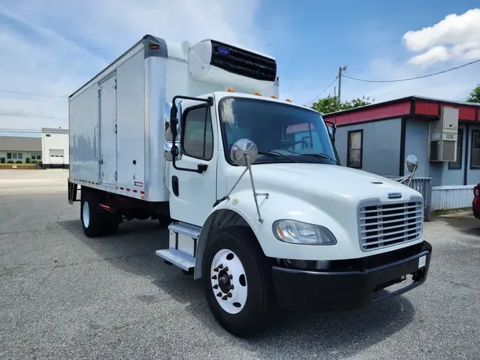 2018 FREIGHTLINER M2 106