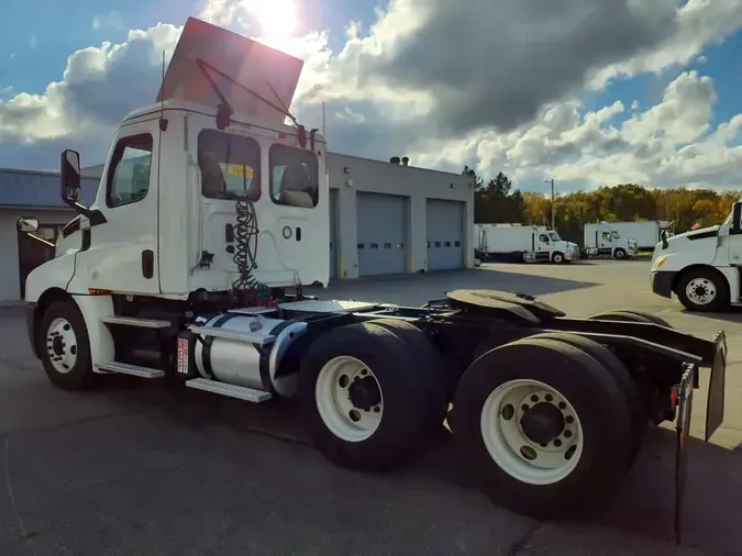 2018 FREIGHTLINER/MERCEDES NEW CASCADIA PX12664