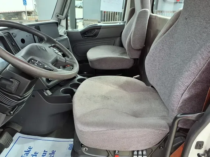 2019 NAVISTAR INTERNATIONAL LT625 DAYCAB T/A