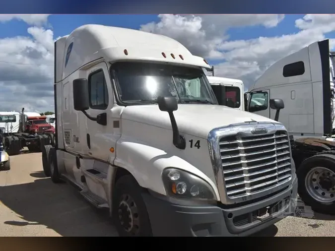 2018 FREIGHTLINER CASCADIA 125 EVOLUTION6bb3f27438619354bc45a65cf238bb6b