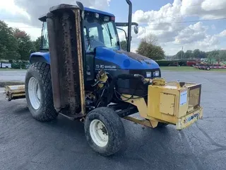 New Holland TS100
