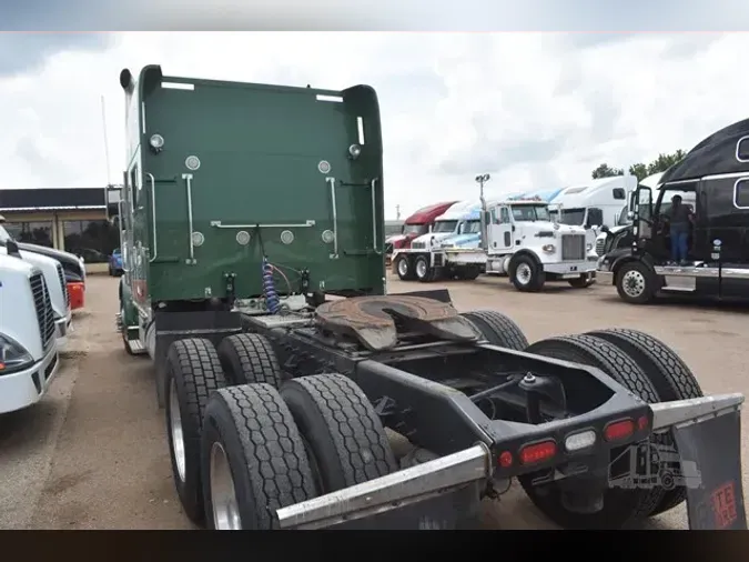 2020 PETERBILT 389