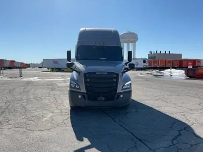 2023 Freightliner Cascadia