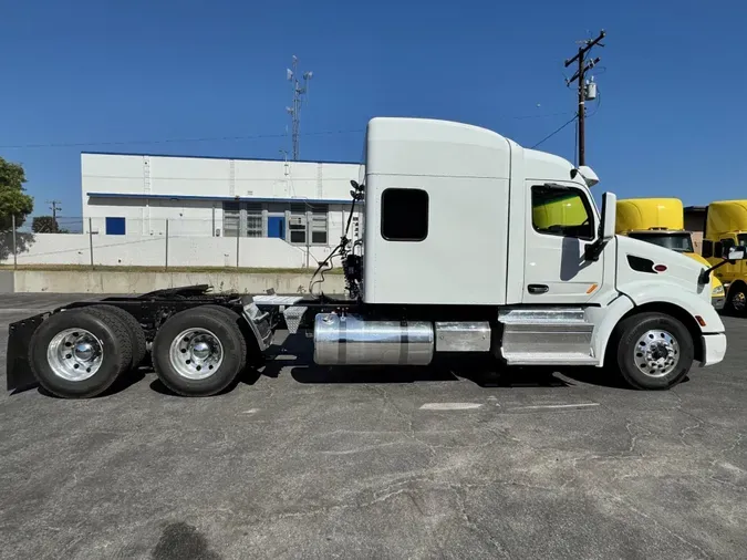 2022 Peterbilt 579