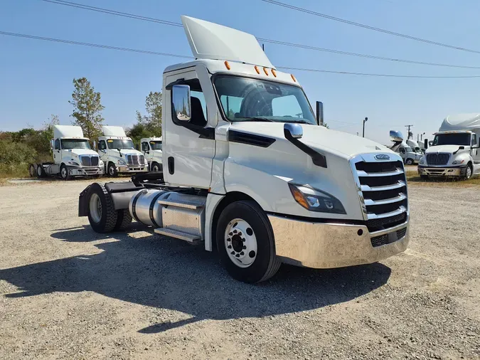 2022 FREIGHTLINER/MERCEDES CASCADIA PX12642ST