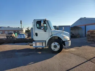 2018 FREIGHTLINER M2 106