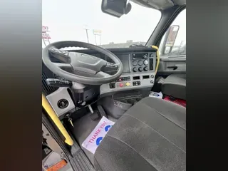 2020 FREIGHTLINER CASCADIA 116