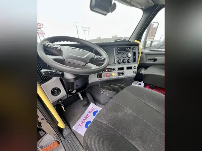 2020 FREIGHTLINER CASCADIA 116