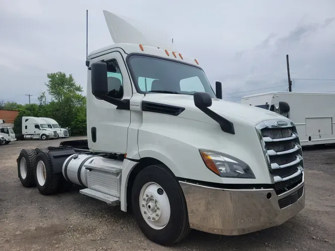 2019 FREIGHTLINER/MERCEDES NEW CASCADIA PX12664