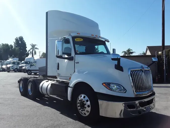 2020 NAVISTAR INTERNATIONAL LT625 DAYCAB T/A6bc70a80ba80ee1a0ee2a342c75537a8