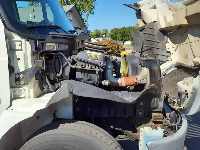 2018 NAVISTAR INTERNATIONAL 4300