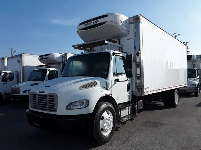 2017 FREIGHTLINER/MERCEDES M2 106