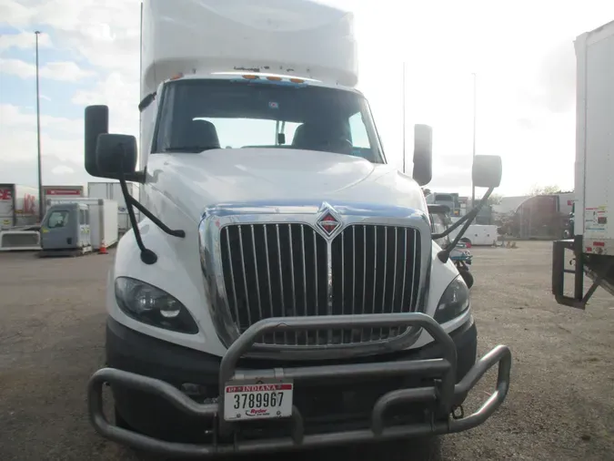 2020 NAVISTAR INTERNATIONAL RH613 DAYCAB T/A