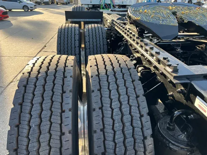 2026 Kenworth T8806bd25c34240488c2ab2a4904a0c82490