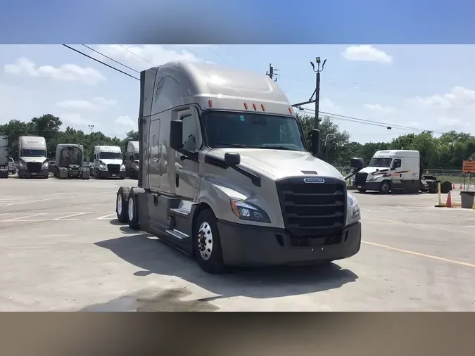 2021 Freightliner Cascadia6bd51d29db940a71dfef5aaad2b57356