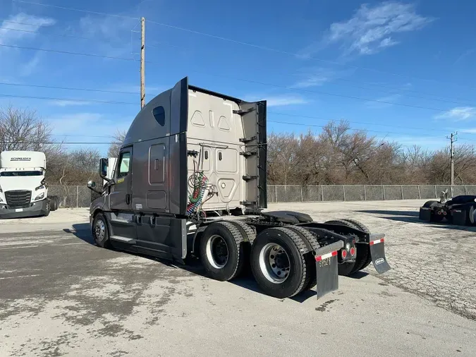 2023 Freightliner Cascadia