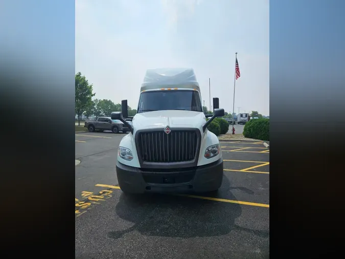 2023 International LT625