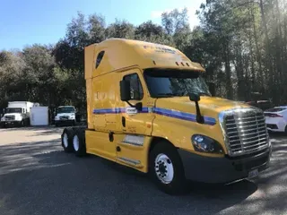 2018 FREIGHTLINER X12564ST