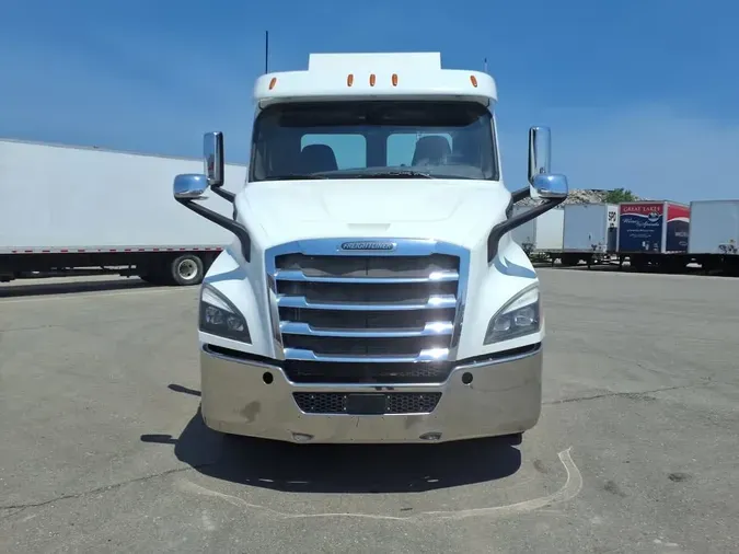 2019 FREIGHTLINER/MERCEDES NEW CASCADIA 1166bea8e39dc2d9d6a12859229e9d8cedd