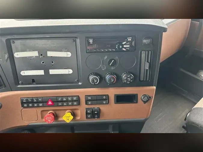 2020 FREIGHTLINER CASCADIA