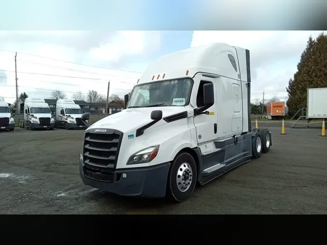 2022 Freightliner Cascadia 1266bedeab703f2a90929a4d04e361db621