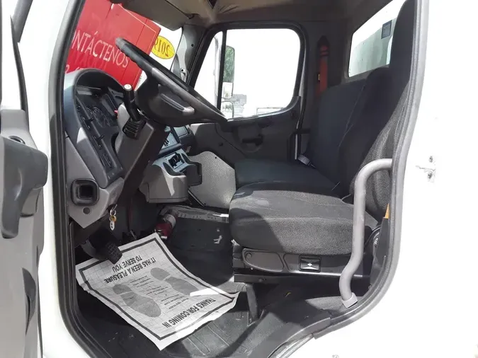 2019 FREIGHTLINER/MERCEDES M2 106